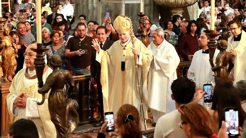 Misa de jueves santo en la Catedral de CDMX.jpg